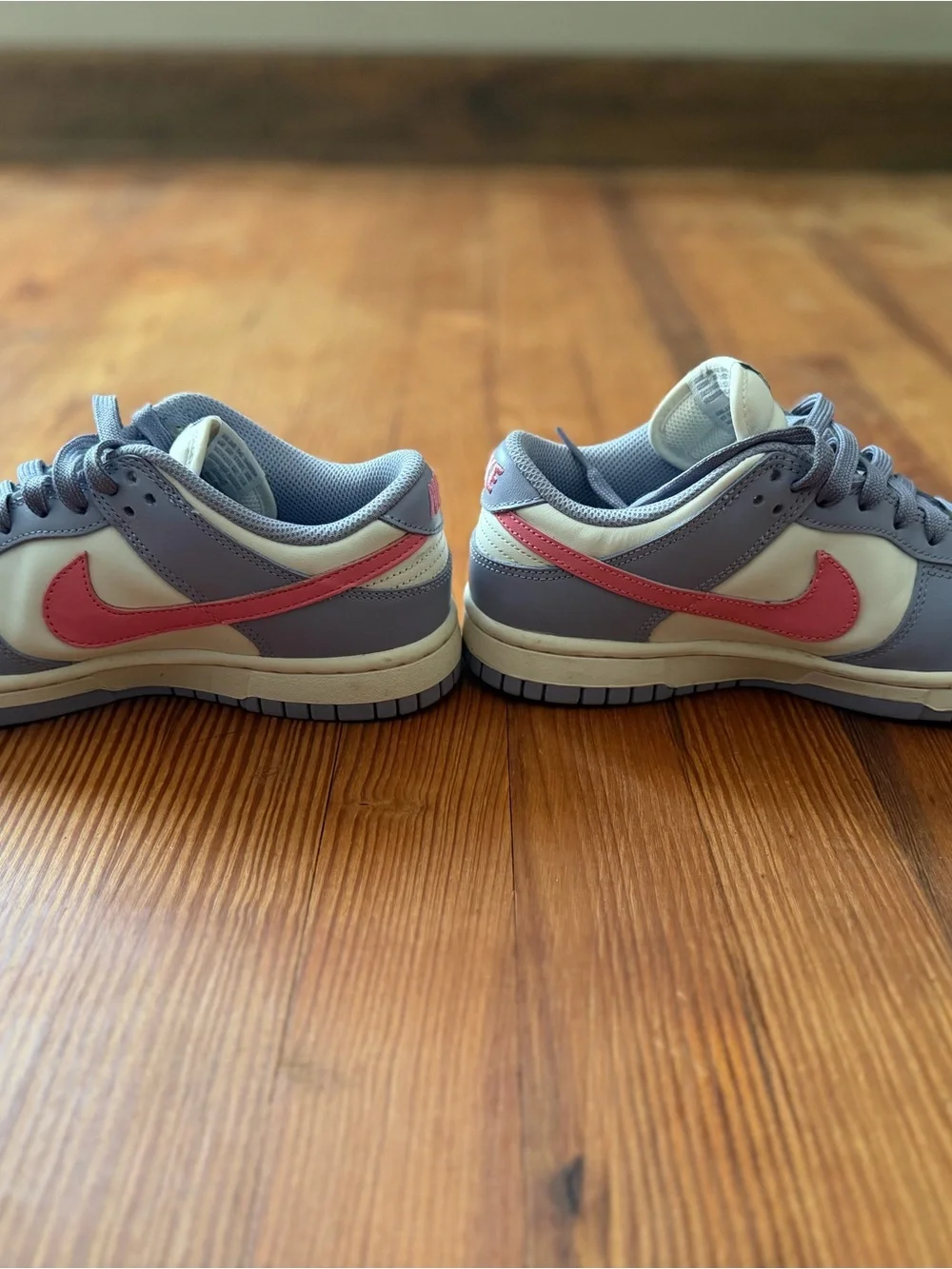 Nike SB Low-Top Sneakers in Gray, White & Pink